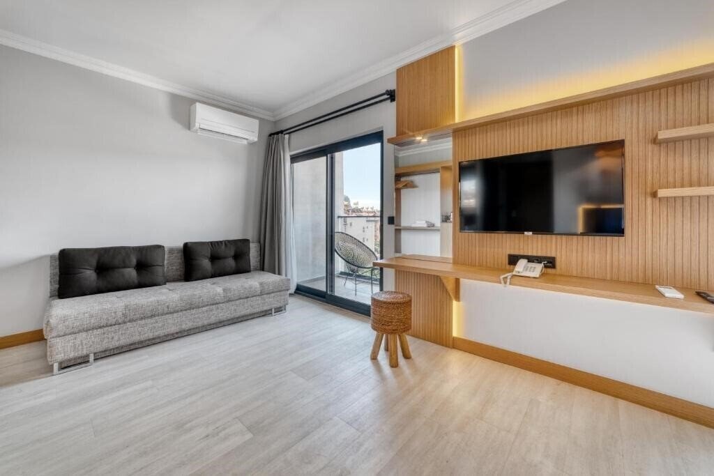 Панорама Hildegard Hotel 3*