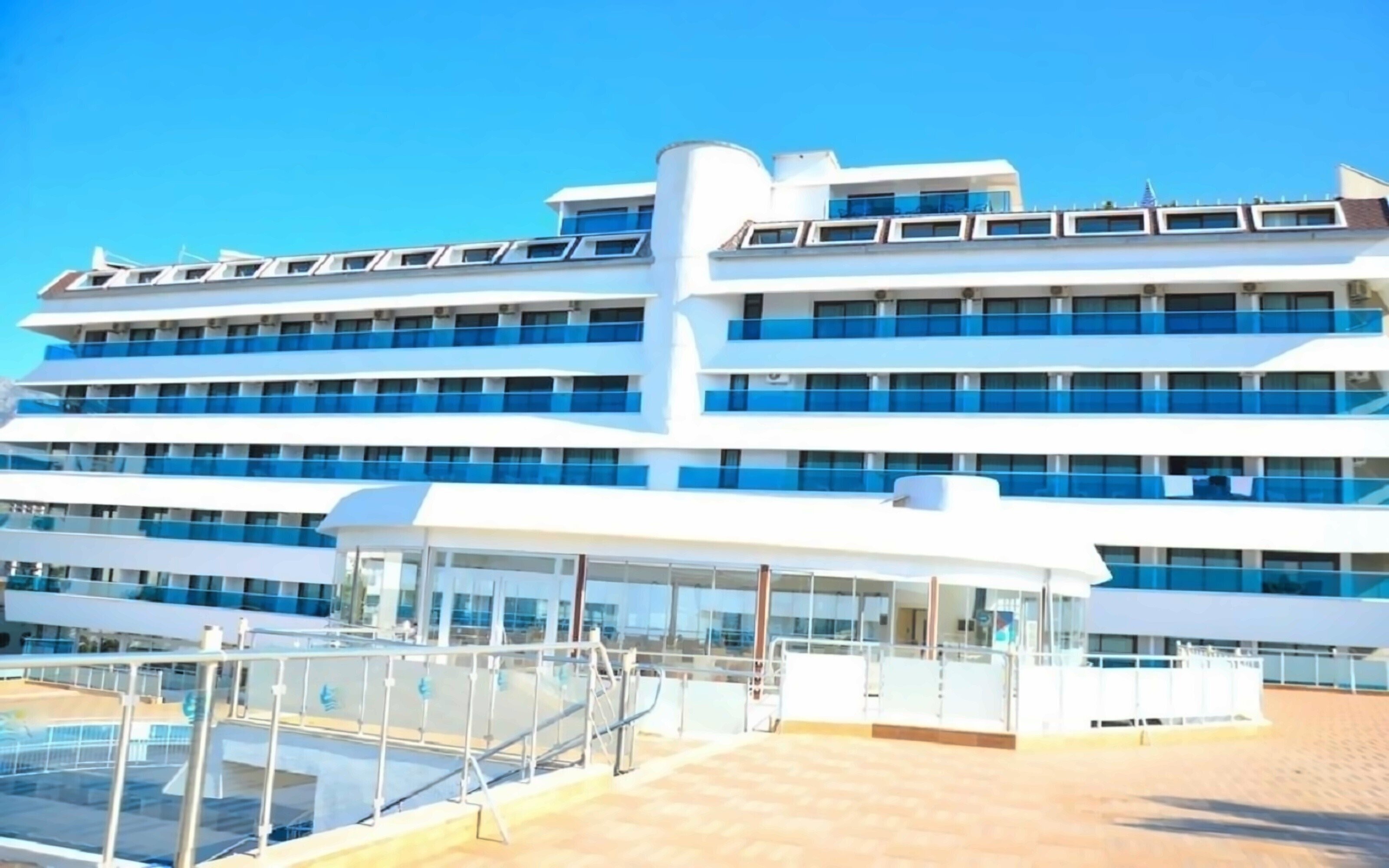 Апартаменти Drita Resort & SPA 5*