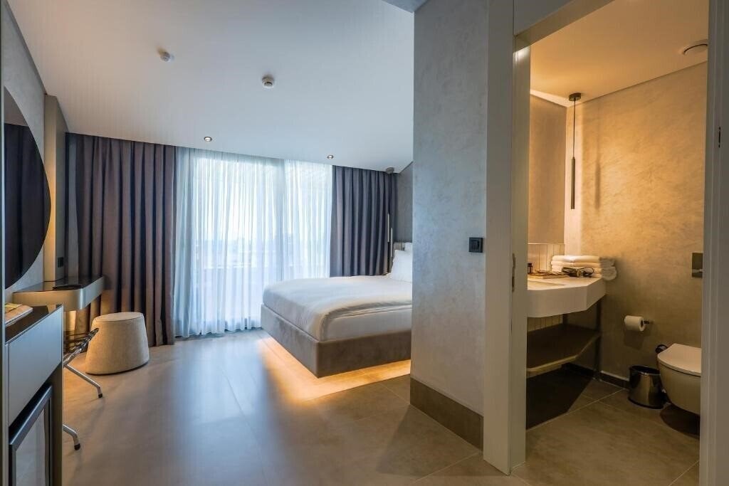 Фотографія Four Hills Hotel (ex. Akberlin Hotel, Ak Berlin) 3*