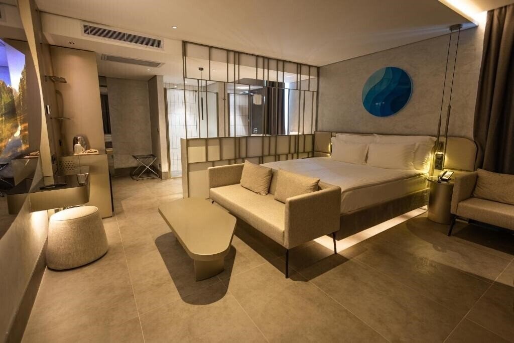 Вид Four Hills Hotel (ex. Akberlin Hotel, Ak Berlin) 3*