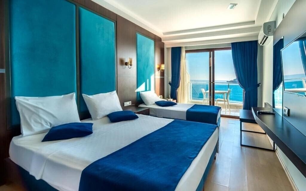 Вид Hitit Marina Hotel & Bungalows 4*