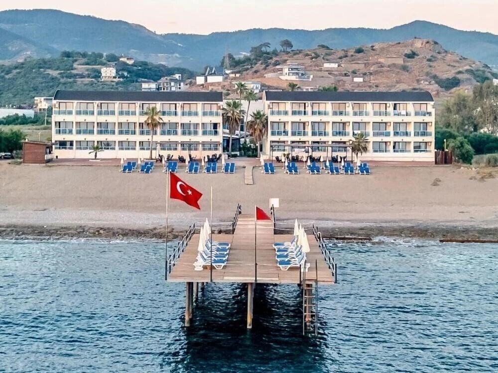 Готель Hitit Marina Hotel & Bungalows 4*