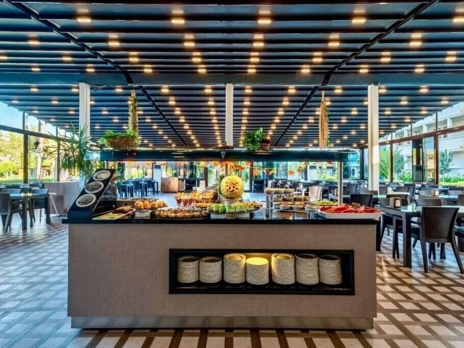 Територія Hitit Marina Hotel & Bungalows 4*