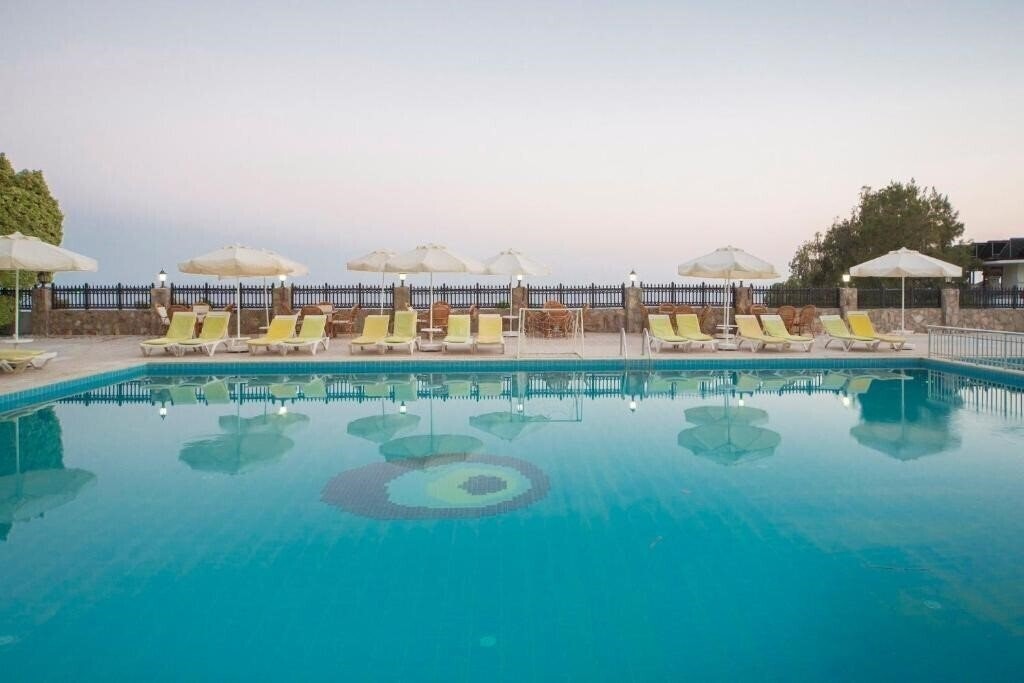 Апартаменти Club Sun Paradise Hotel (ex. Sunny Beach, Turkler Artemis) 3*