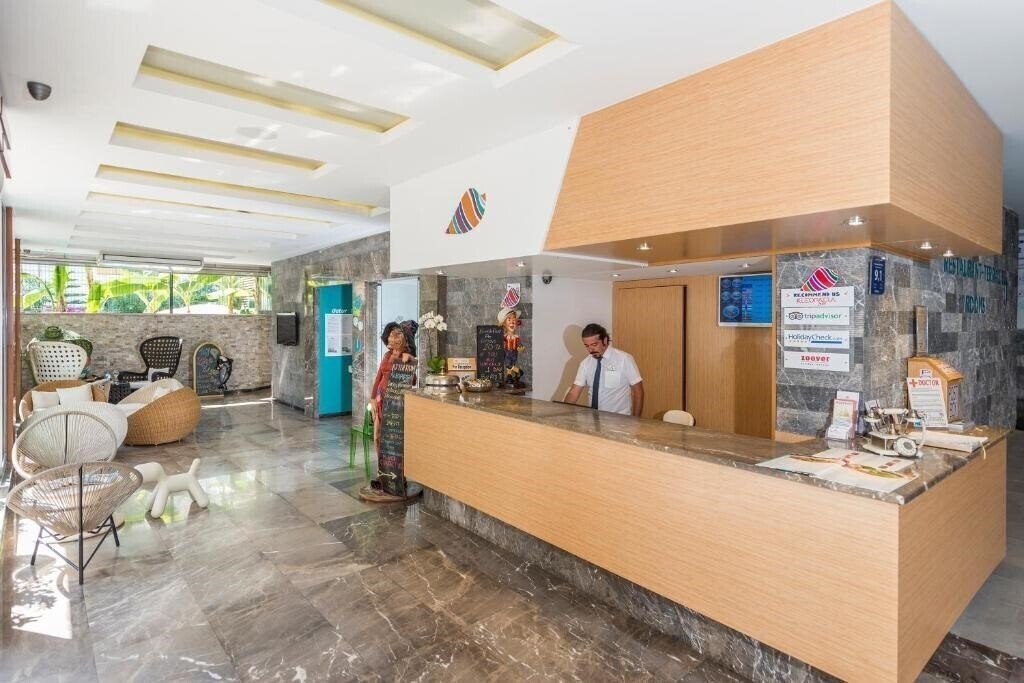 Апартаменты Kleopatra Suit Hotel 3*