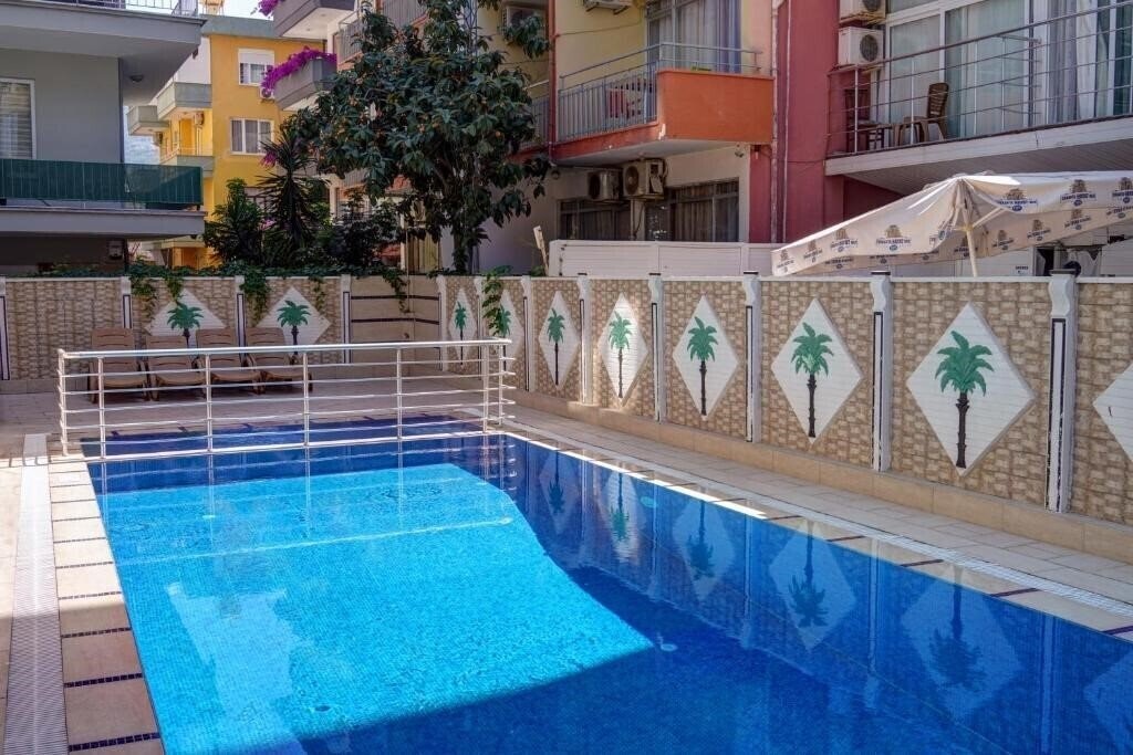 Територія Anna Queen Hotel 2*