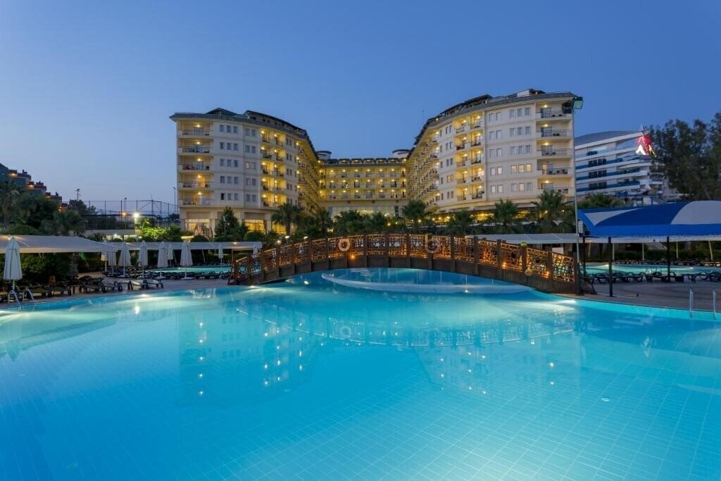 Вид Mukarnas SPA Resort 5*
