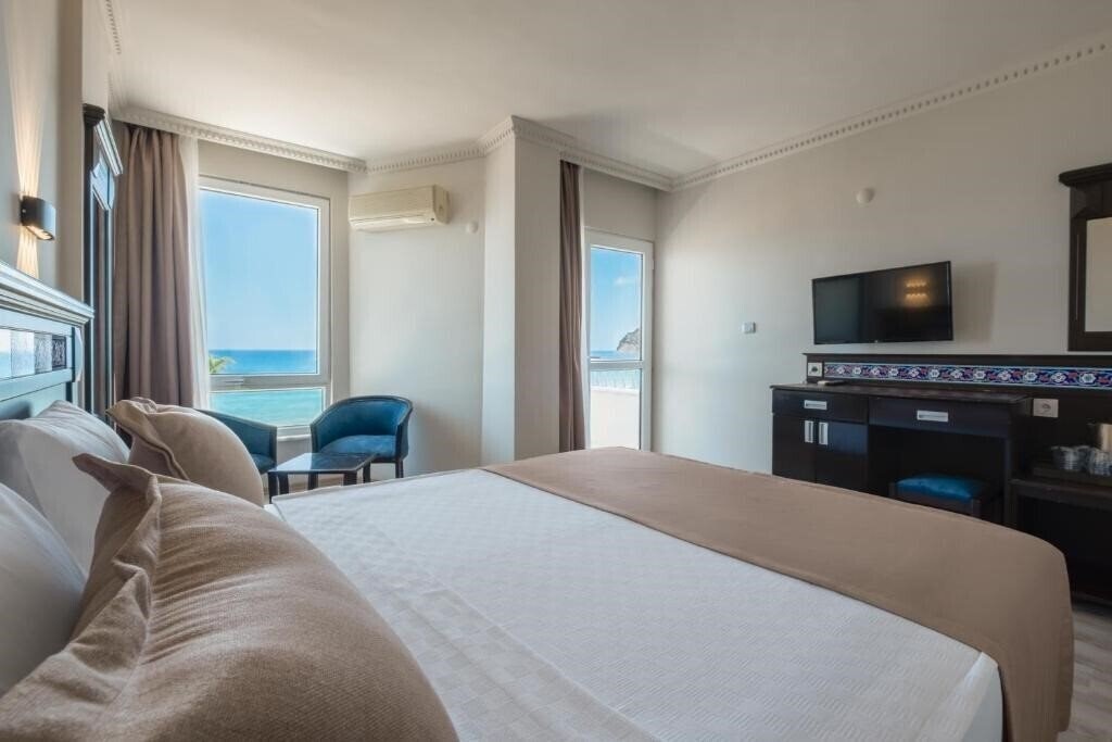 Вид Parador Sky Hotel 4*