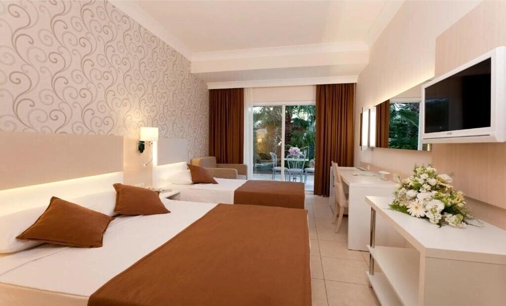 Фото Club Mermaid Village 4*