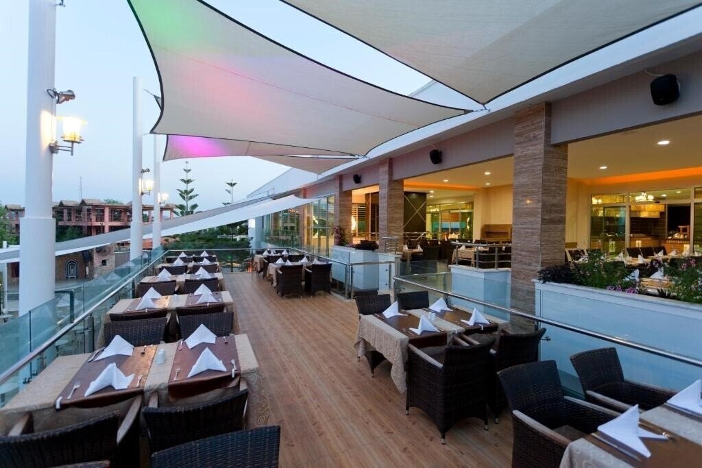 Изображение Club Mermaid Village 4*