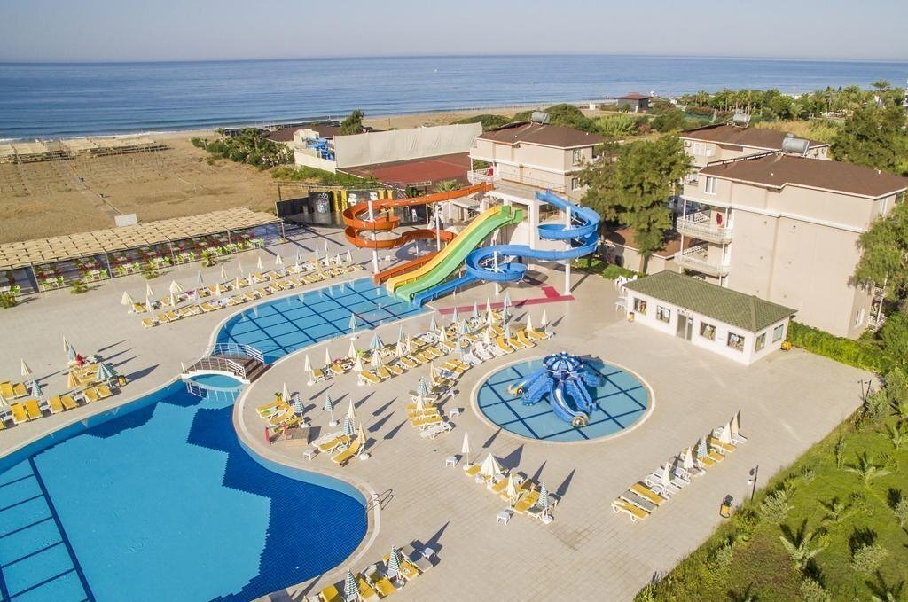 Вид Hedef Beach Resort & SPA 5*