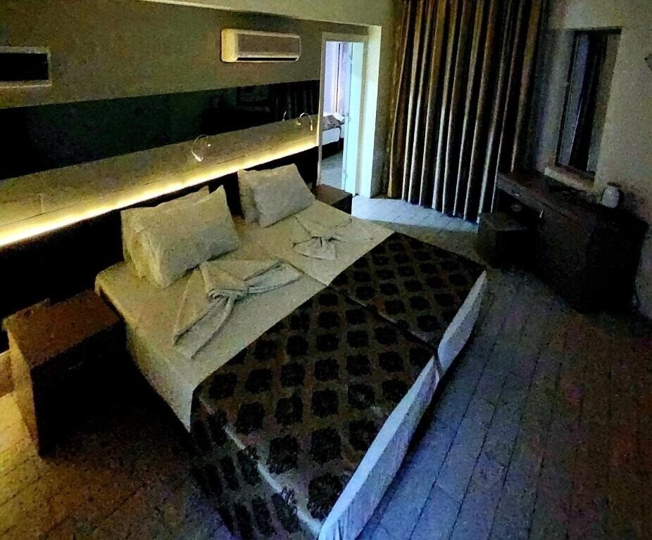 Панорама Cleopatra City Hotel (ex. Kleopatra City Hotel) 3*