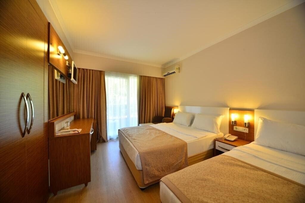 Фото Annabella Park Hotel 4*