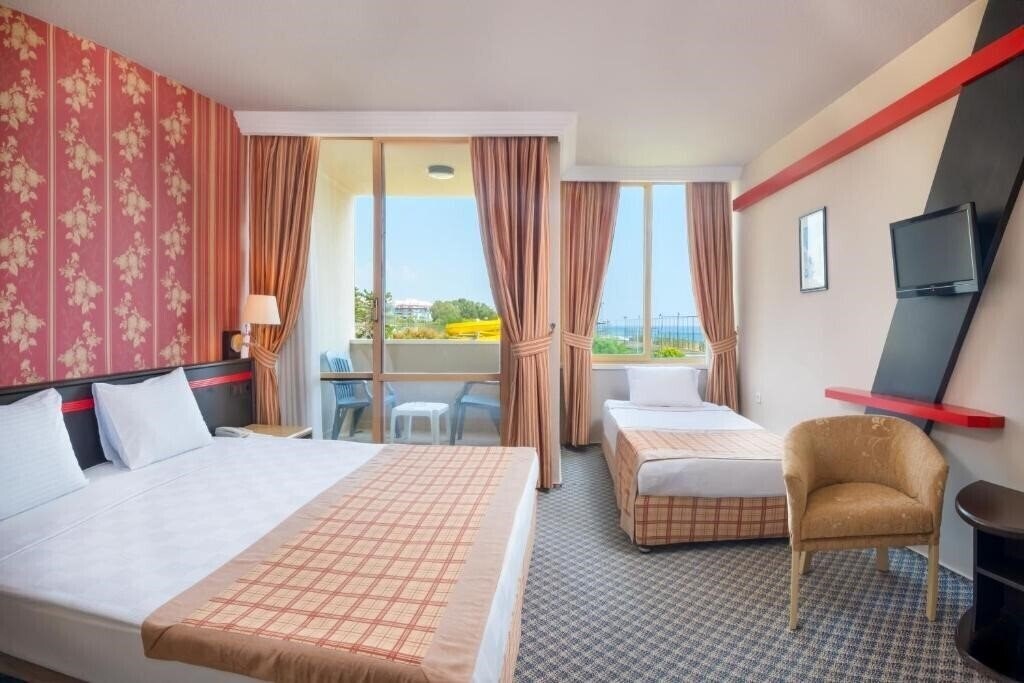 Фото Senza Sunset Beach Hotel (ex. Sunset Beach Hotel, Taluyka Sunset Beach Hotel) 4*