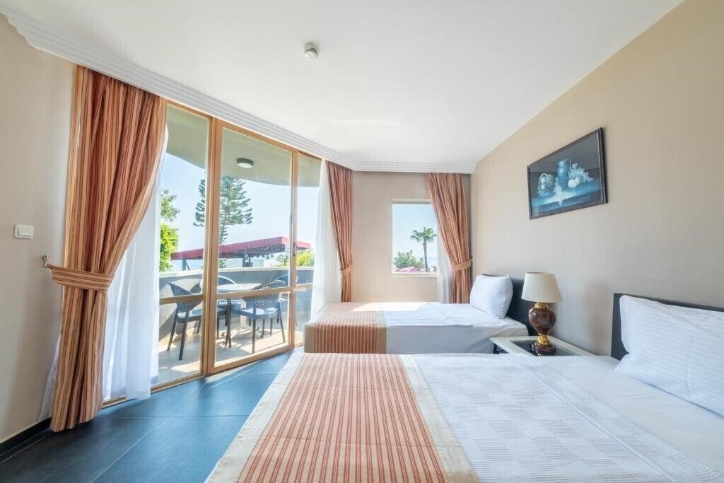 Вид Senza Sunset Beach Hotel (ex. Sunset Beach Hotel, Taluyka Sunset Beach Hotel) 4*