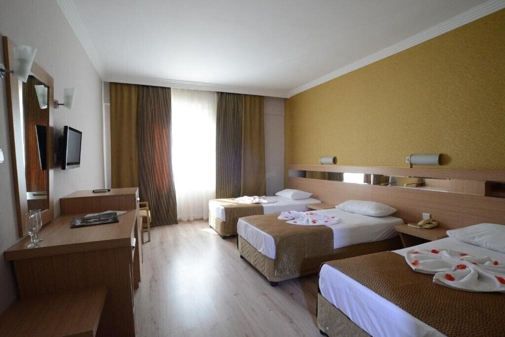 Территория Golden Ring Hotel 4*