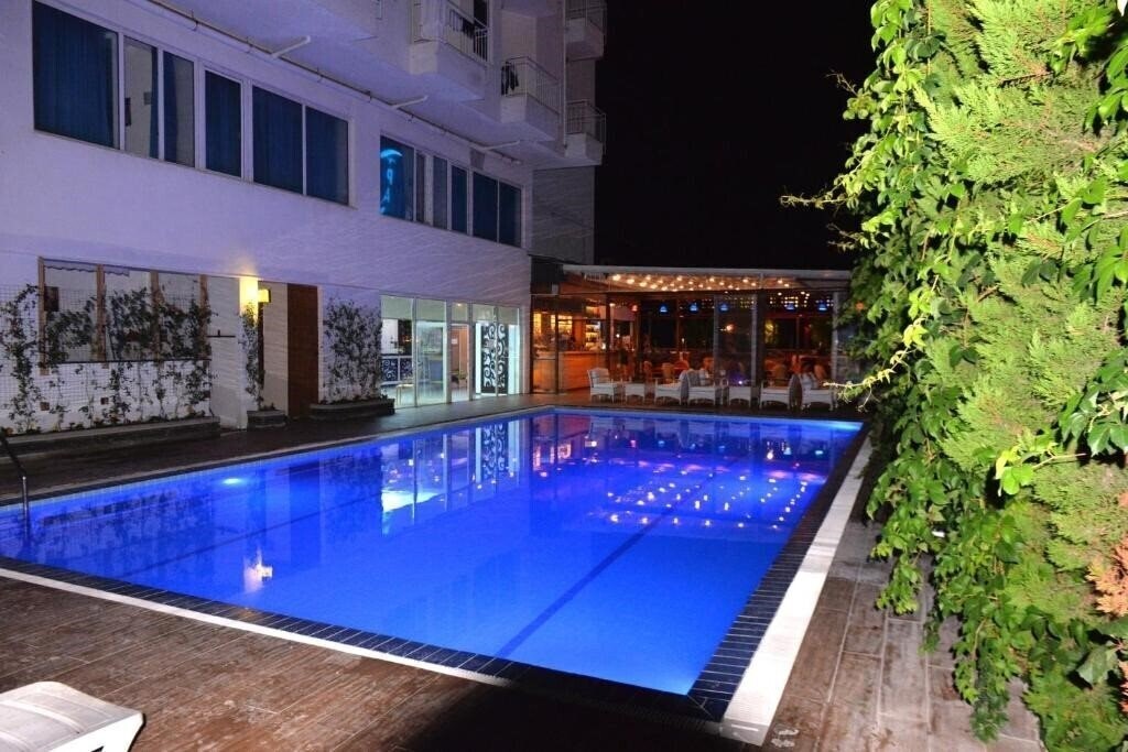Изображение Kristal Beach Hotel Antalya 3*