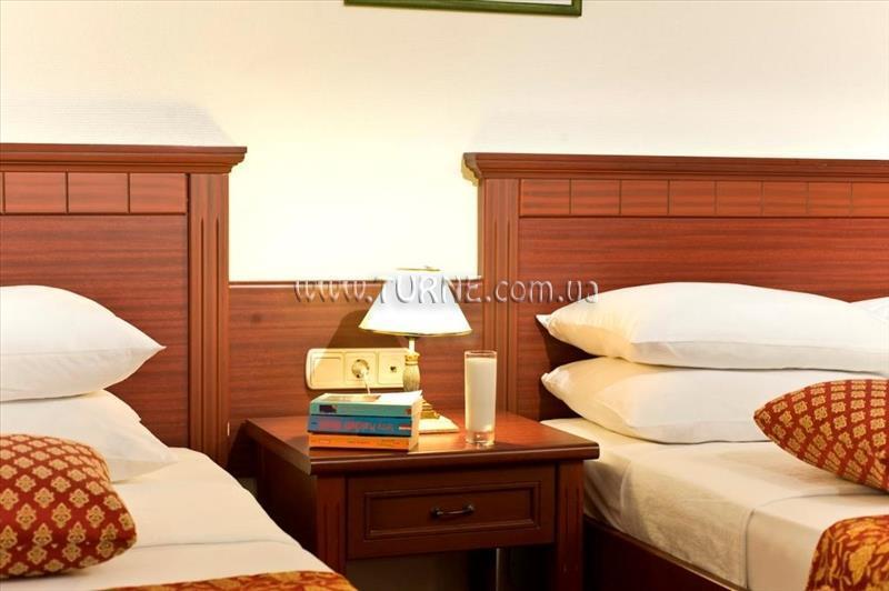 Территория Delphin Botanik Lares 5*