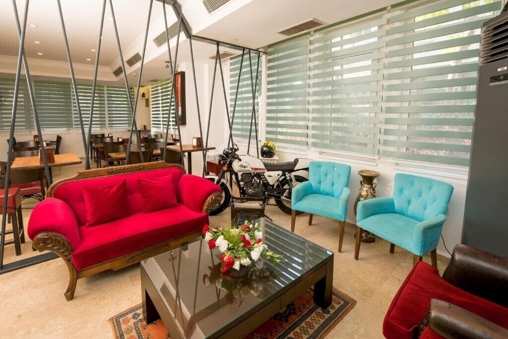 Панорама Antikhan Hotel 3*