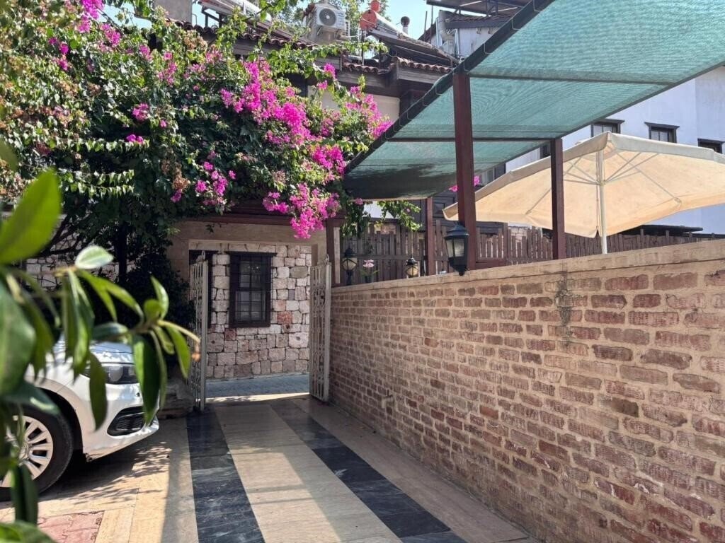 Панорама Urcu Butik Hotel (ex. Urcu Hotel, Grand Angel) 3*