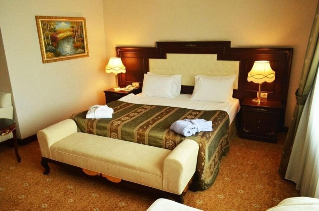 Панорама Latanya Palm & SPA Hotel (ex. Latanya Palm & SPA Airport Antalya, Latanya Palm Hotel, Latanya City Hotel) 4*