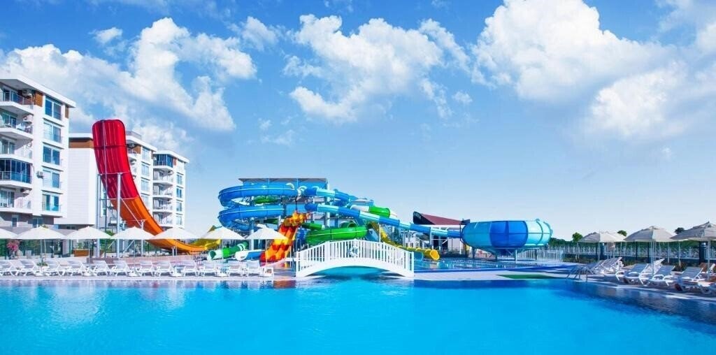 Вид Greenwood Suites Resort (ex. Sherwood Suites Resort Hotel) 5*