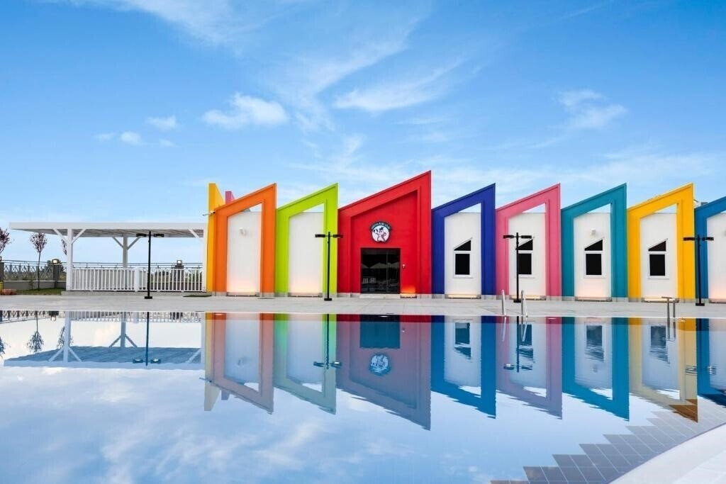 Апартаменты Greenwood Suites Resort (ex. Sherwood Suites Resort Hotel) 5*