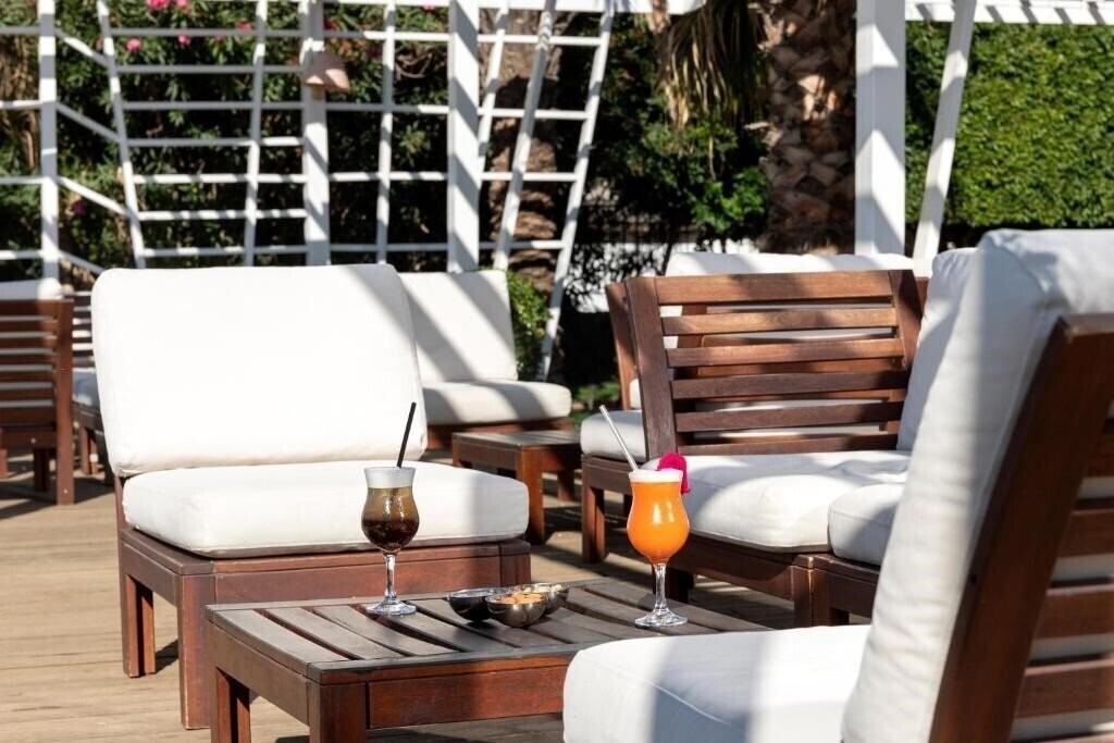 Панорама Sherwood Exclusive Lara (ex. Sherwood Breezes Resort) 5*