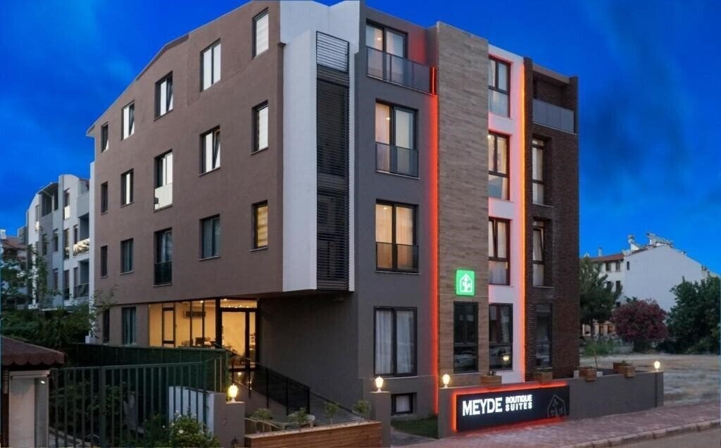 Отель Meyde Boutique & Suites 5*
