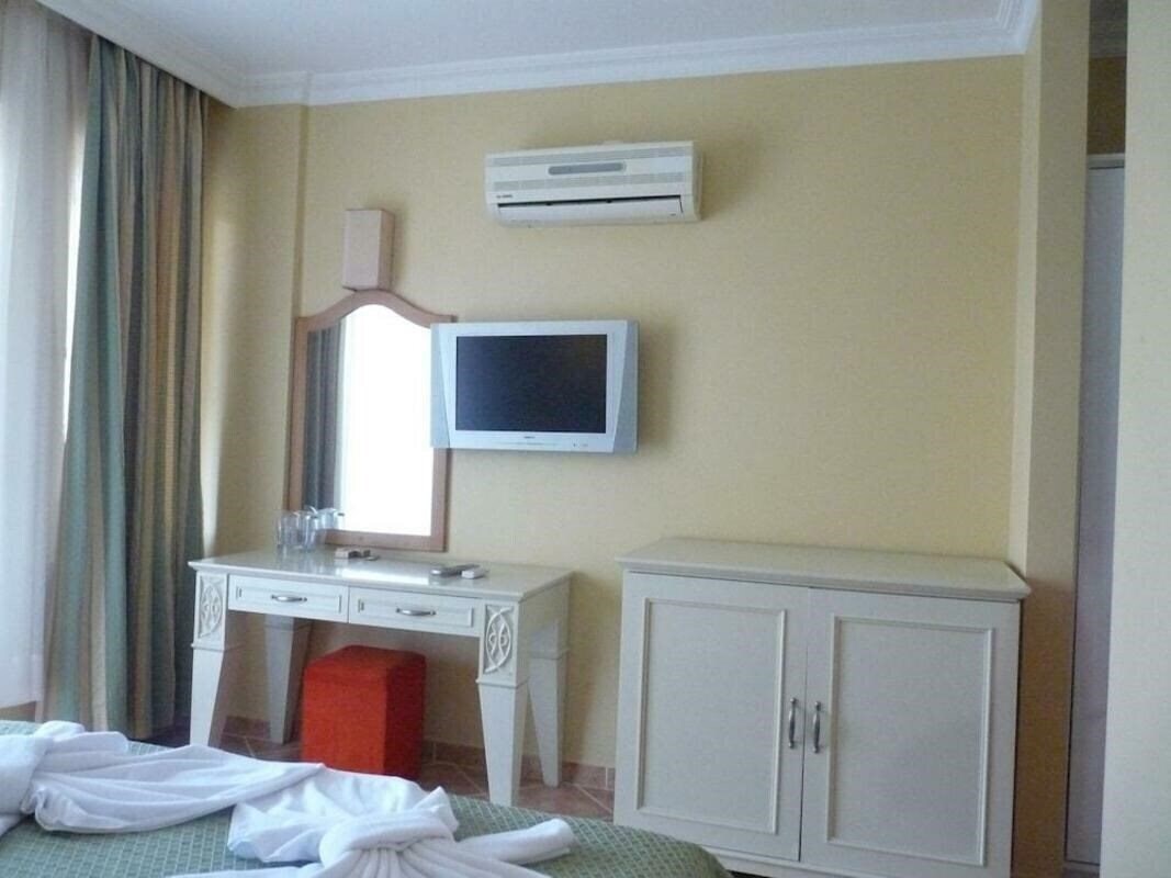 Вид Arinna Park Hotel 3*