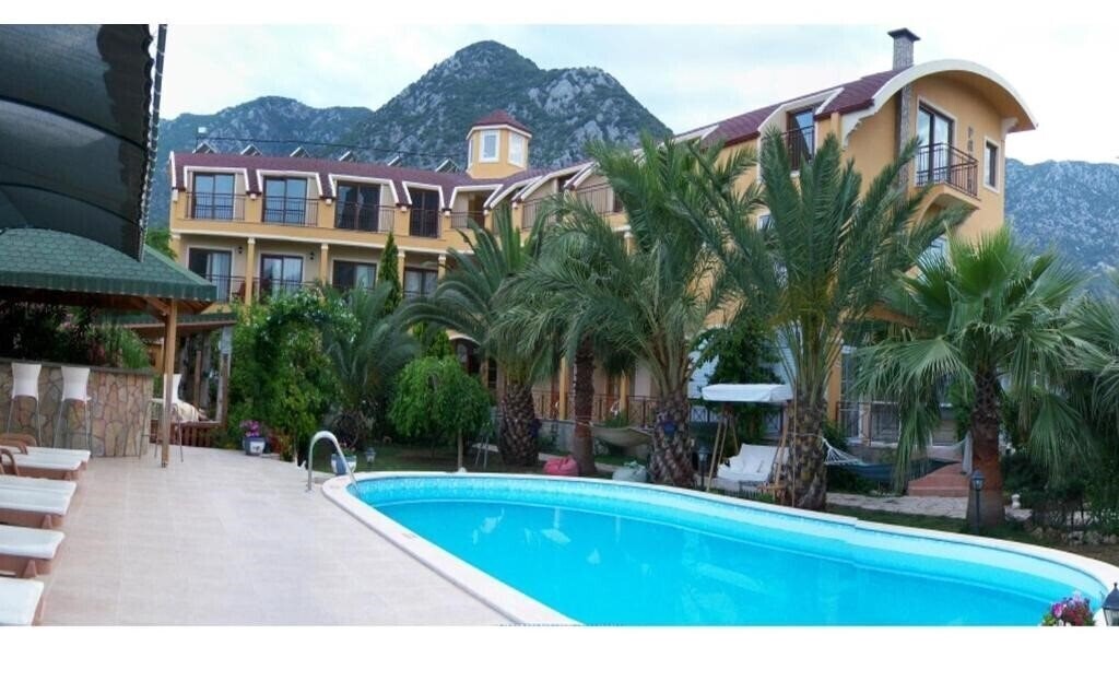 Панорама Papirus Hotel 3*