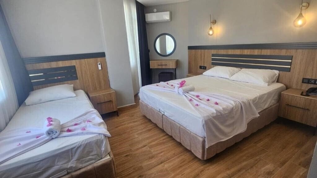 Територія Mimoza Hotel 3*