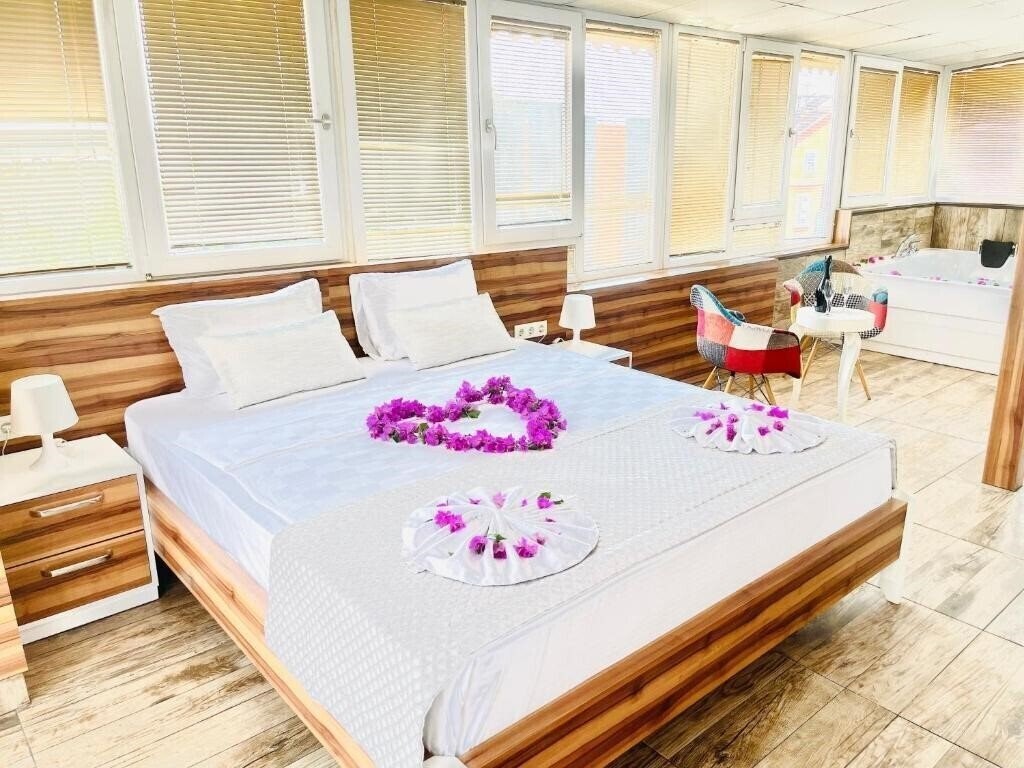 Фотографія Ale Park Hotel & Apartments (ex. Ata-K, Ales Park Hotel) 3*