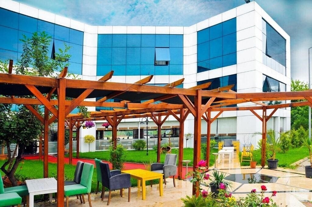 Отель Expo Park Hotel 3*