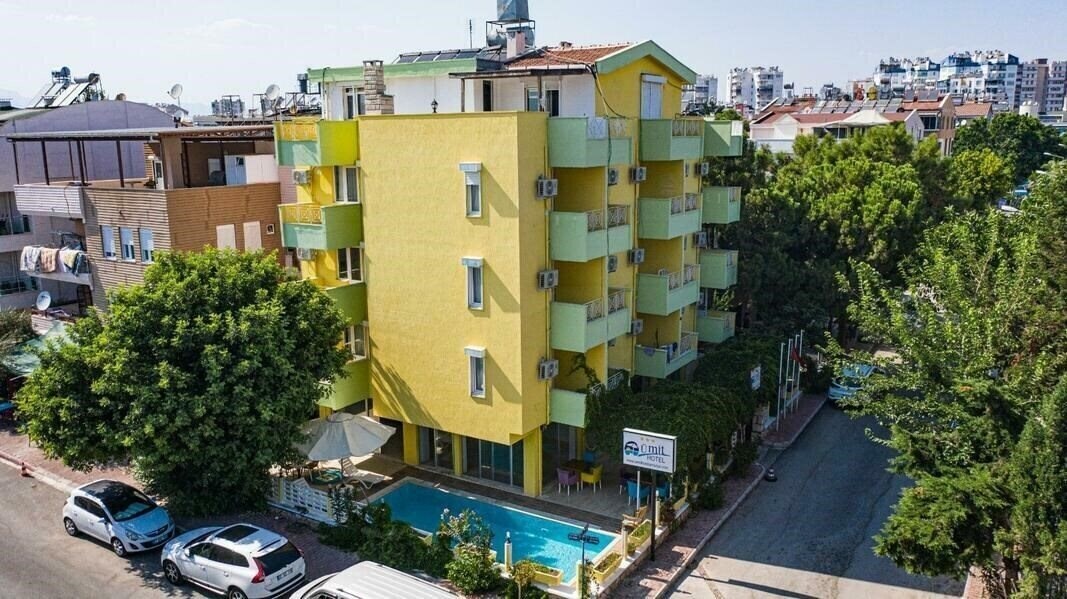 Отель Umit Hotel 3*