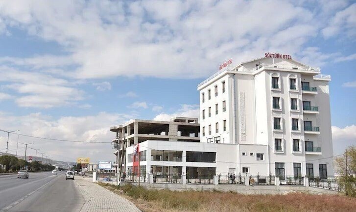 Готель Sozturk Otel 3*