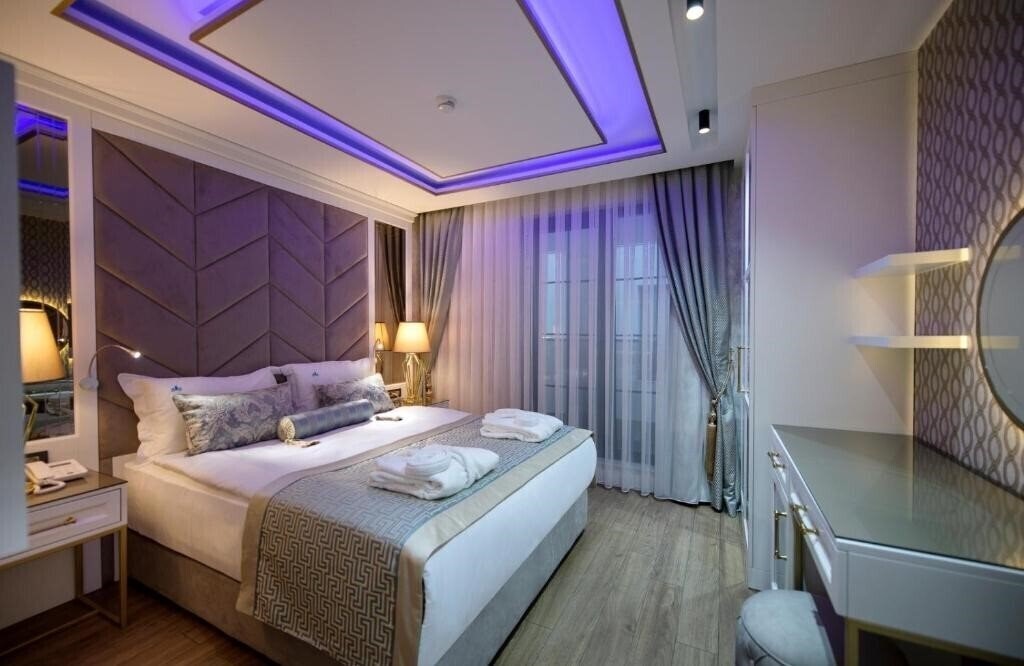 Фотография Elysium Green Suits Boutique 3*