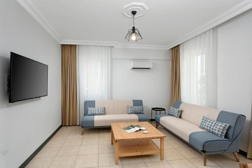 Апартаменти Otium Boutique Happy Suites Special Category 3*