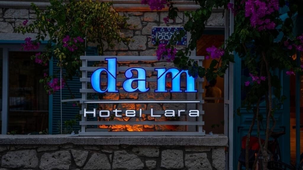 Вид Dam Hotel Lara 5*