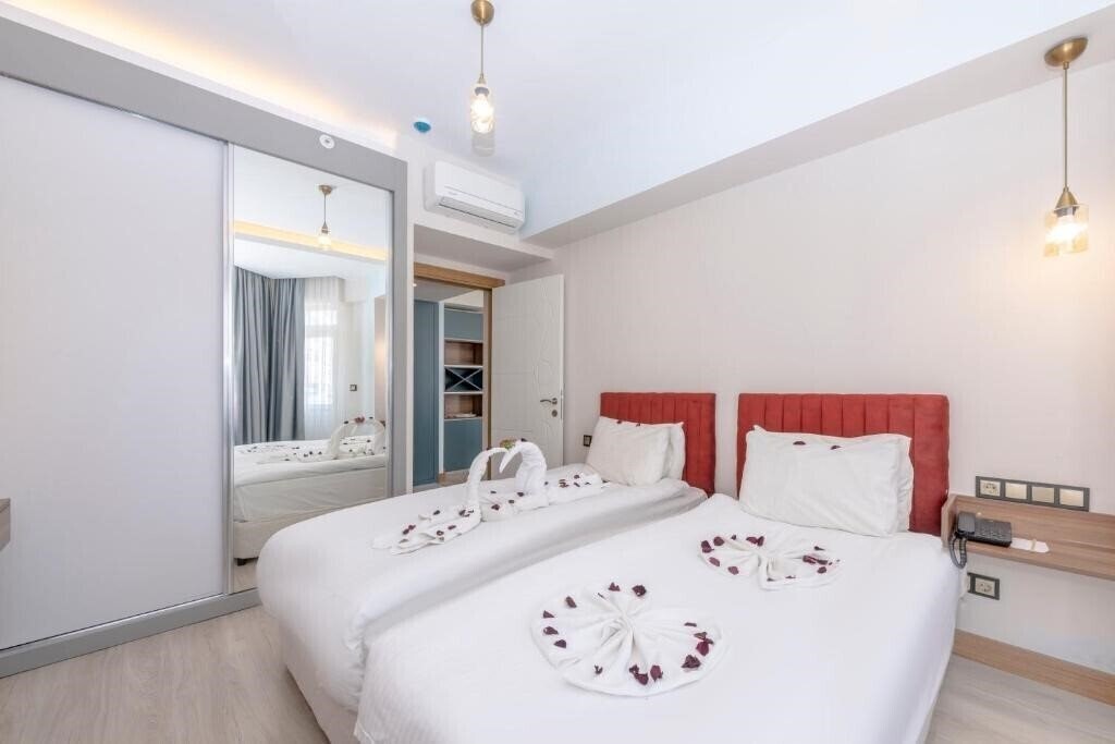 Изображение Citrus Luna Suite Hotel (ex. Theluna Suite Hotel) 3*