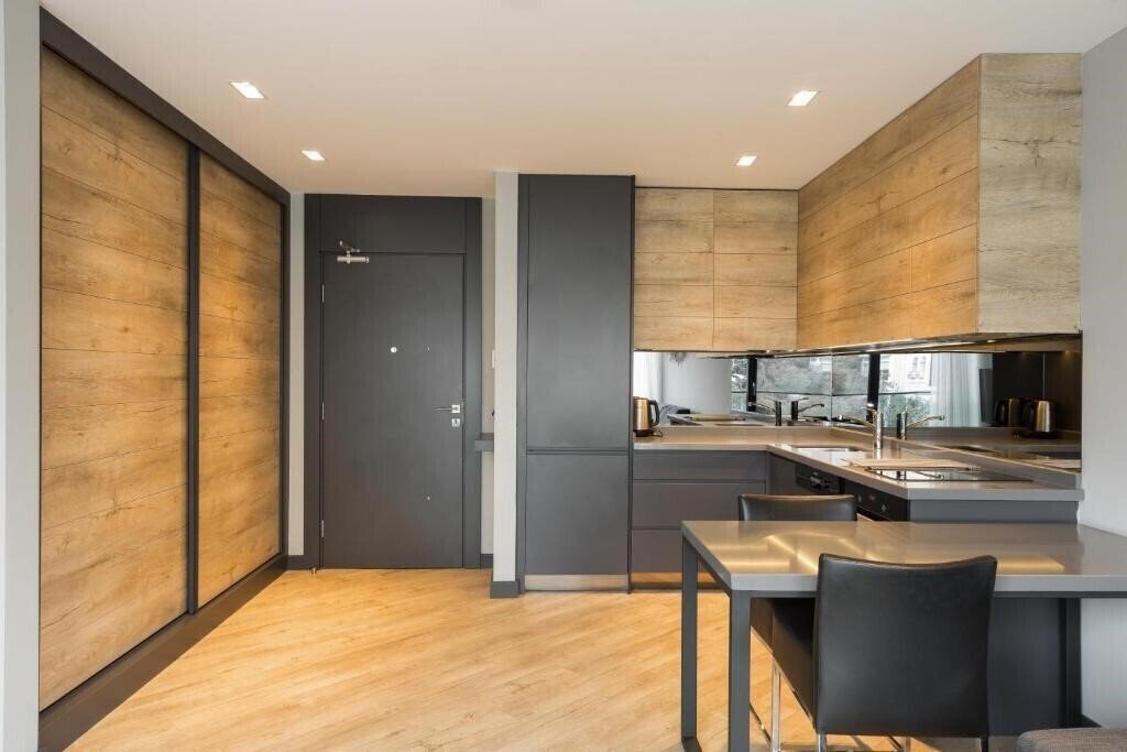 Апартаменти Z Suites Hotel 3*