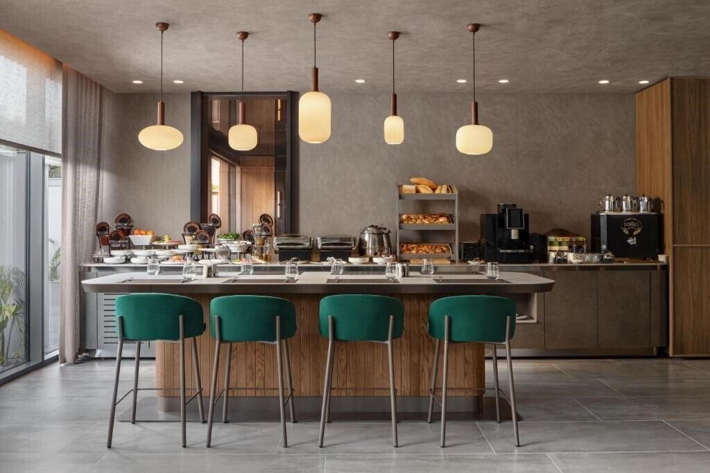 Вид Residence Inn by Marriott Antalya 4*