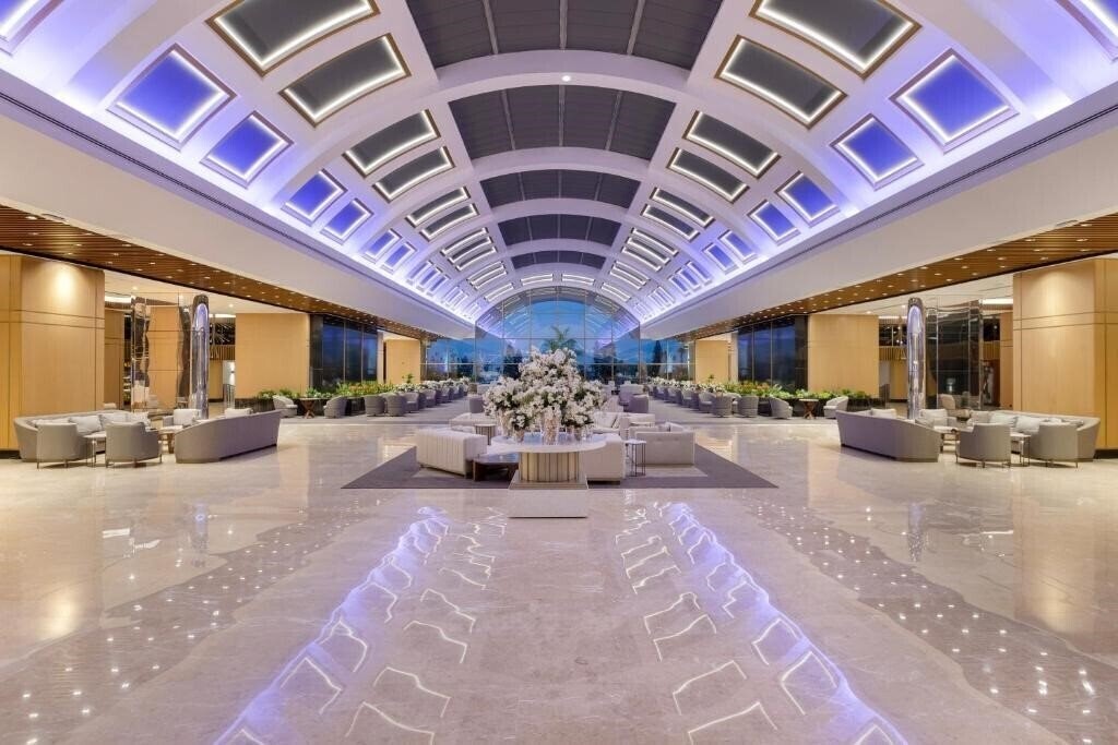 Апартаменты Miracle Resort Hotel 5*