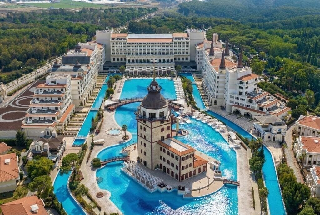 Отель Titanic Mardan Palace 5*