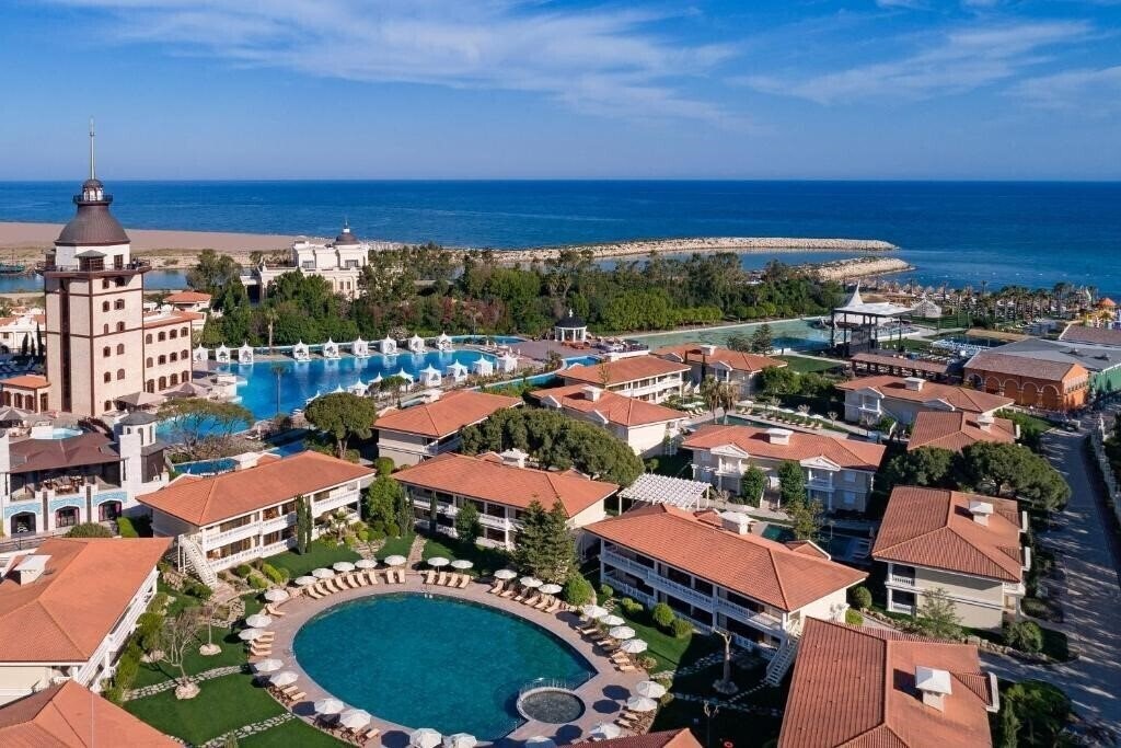 Территория Titanic Mardan Palace 5*