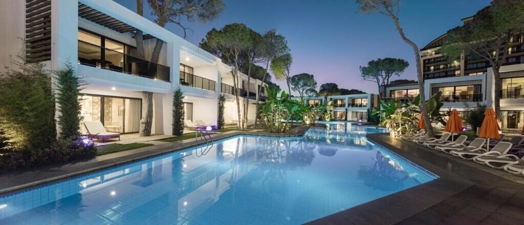 Территория Trendy Lara Hotel 5*