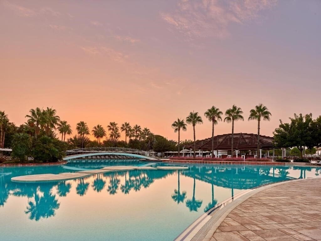 Фото Lara Barut Collection 5*