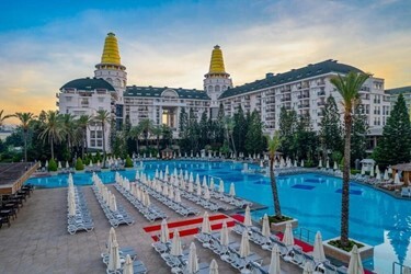Отель Fantasia Hotel DeLuxe 5*