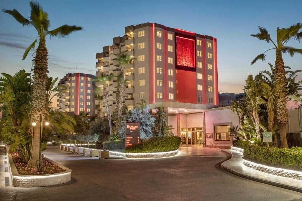 Фото Ramada Resort by Wyndham Lara 5*
