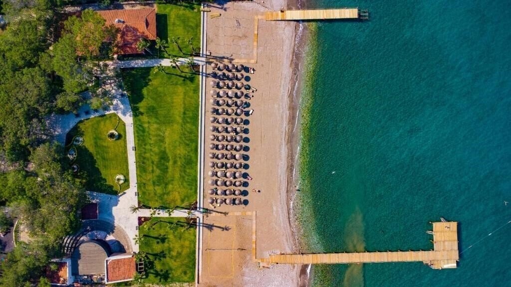 Территория Champion Holiday Village 5*